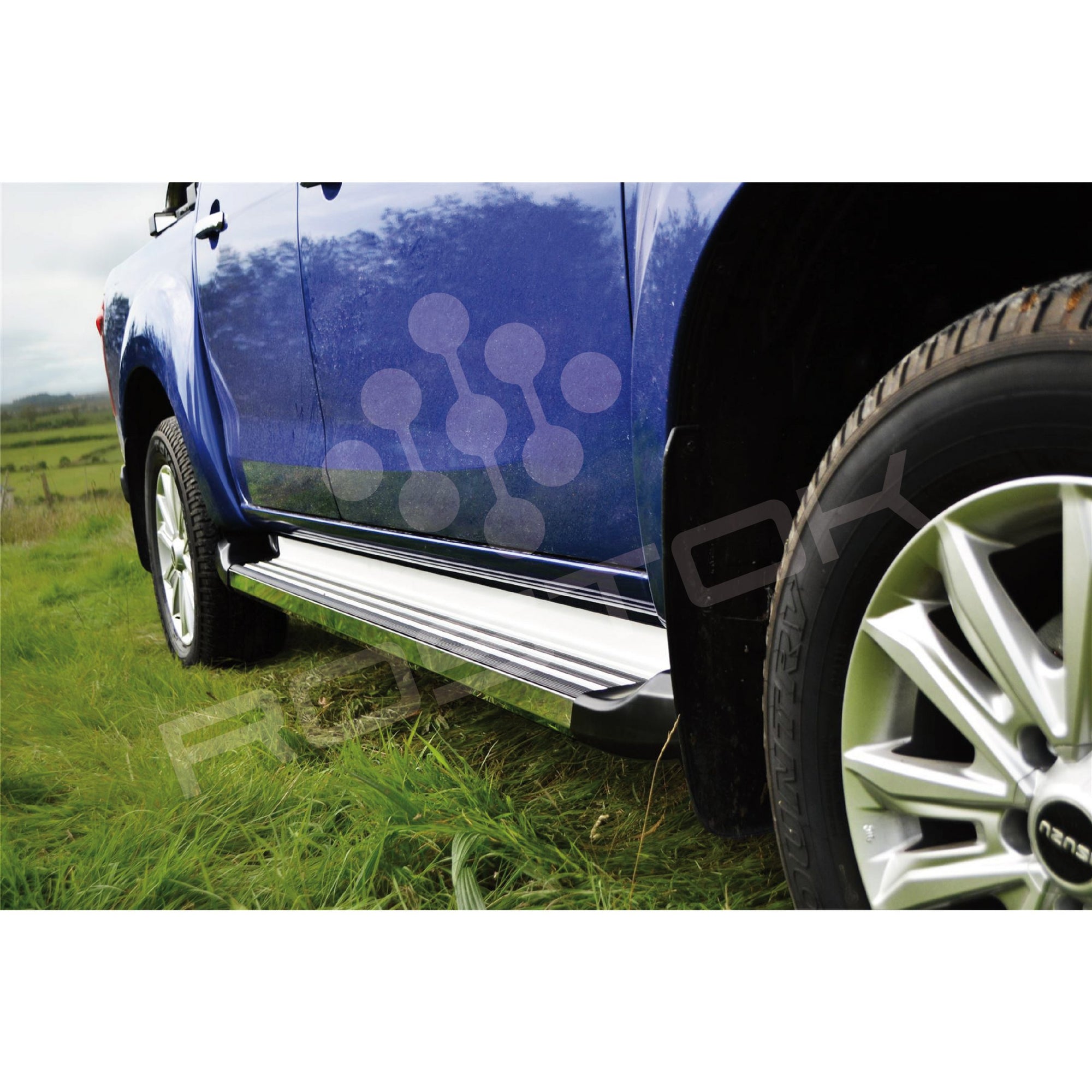 Pisadera Isuzu D-Max 2014+